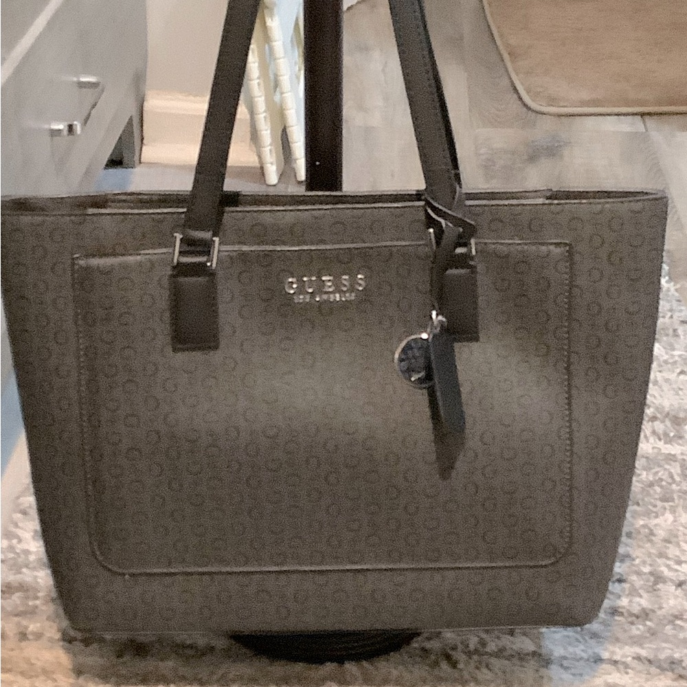 Guess purse - tote/ shoulder bag